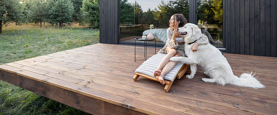 schwebende Holzterrasse - Ihre Möbeltischlerei in Hamburg für Wohnmöbel auf Terrasse & Balkon - Bodenbeläge und Möbel aus natürlichem Holz - woodendesign feine Möbel