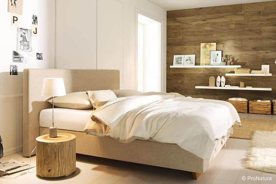 individuelles Schlafzimmer aus Massivholz nach Maß vom Möbeltischler aus Hamburg ProNatura-Händler