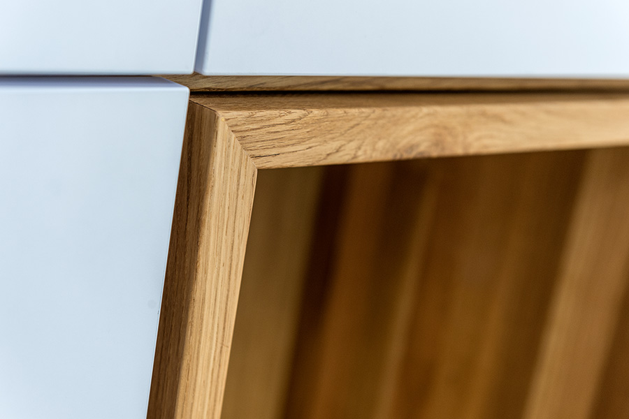 Esszimmer Möbel aus Holz Esstisch Esszimmerstühle Geschirrschrank Sideboard nach Maß aus Massivholz Möbeltischlerei woodendesign Möbeltischler Möbelmanufaktur Hamburg