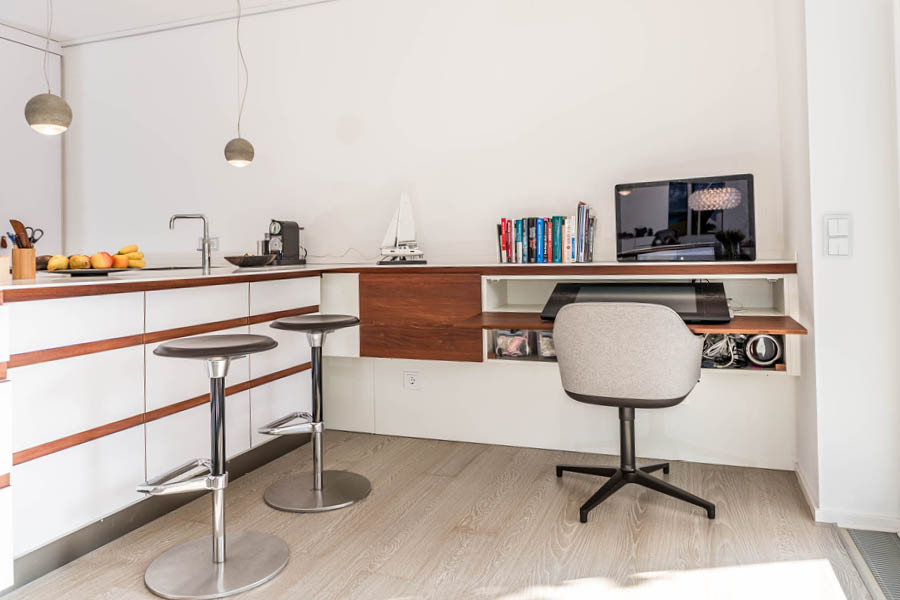 Wohnküche nach Maß aus Massivholz Verbindung Wohnraum Arbeitsplatz Küchenmöbel Möbeltischlerei woodendesign Tischler Möbeltischler Möbelmanufaktur Hamburg