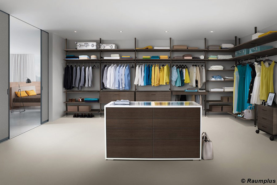 Schlafzimmerschrank begehbarer Kleiderschrank Einbauschrank Schranksysteme Regalsysteme aus Massivholz nach Maß woodendesign Möbeltischler aus Hamburg