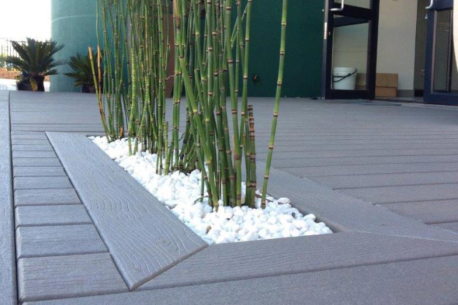 Terrasse aus Holz Massivholz Holzterrasse modernes Beet Bambus Tischlerei Möbeltischler Möbelmanufaktur Hamburg woodendesign