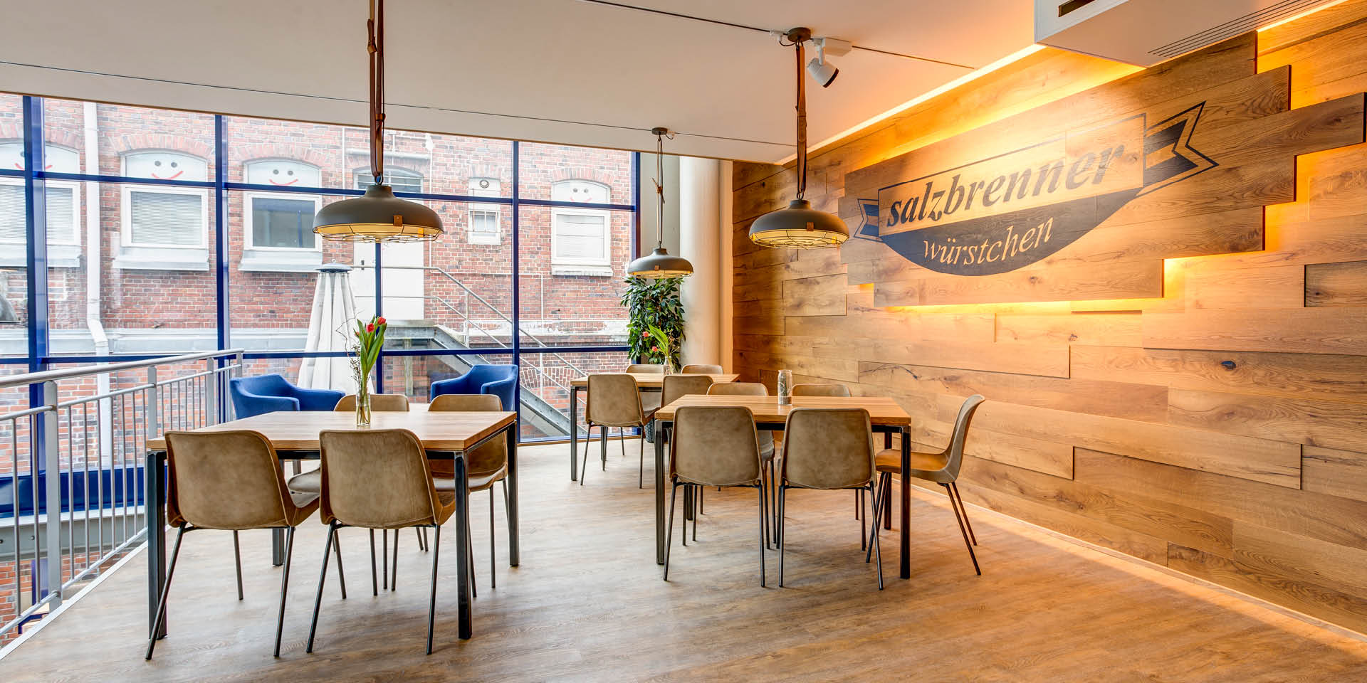 Businessmöbel Gastronomie | woodendesign Möbeltischlerei Hamburg