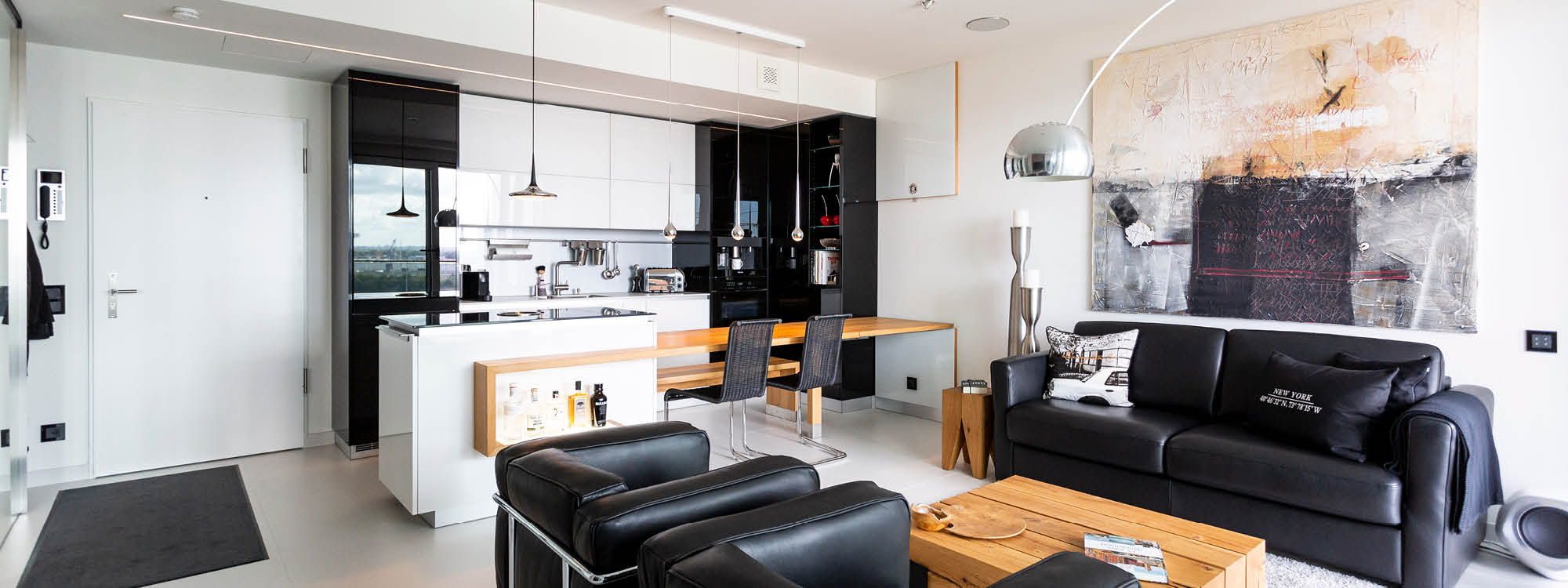 moderne Küche nach Maß aus Massivholz klare Formen puristisch Möbeltischlerei woodendesign Tischler Möbeltischler Möbelmanufaktur Hamburg