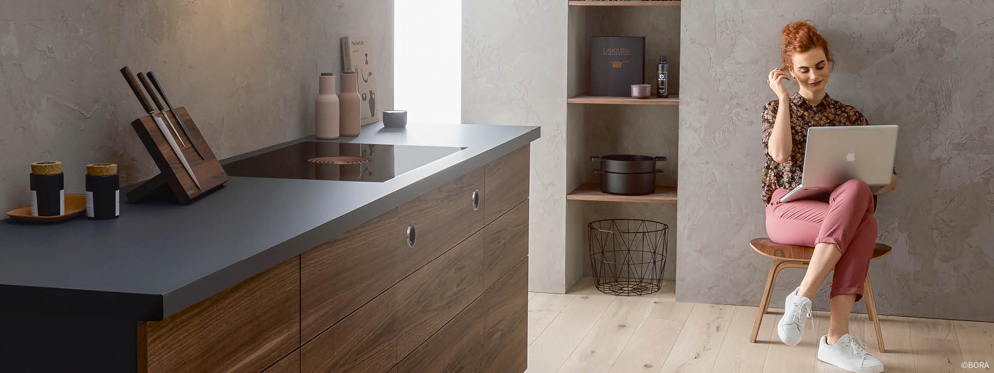 kleine und multifunktionale Single-Küche aus Holz nach Maß Möbeltischlerei woodendesign Tischler Möbeltischler Möbelmanufaktur Hamburg