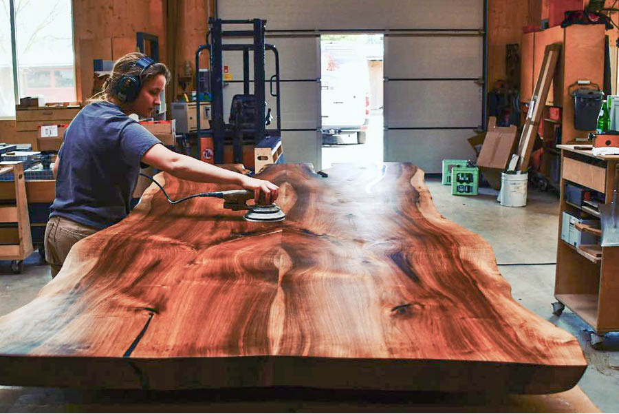 Tischlerei Tischlerhandwerk Handwerk Holztische aus Altholz Massivholz Stammholz Möbeltischler Möbelmanufaktur Hamburg woodendesign
