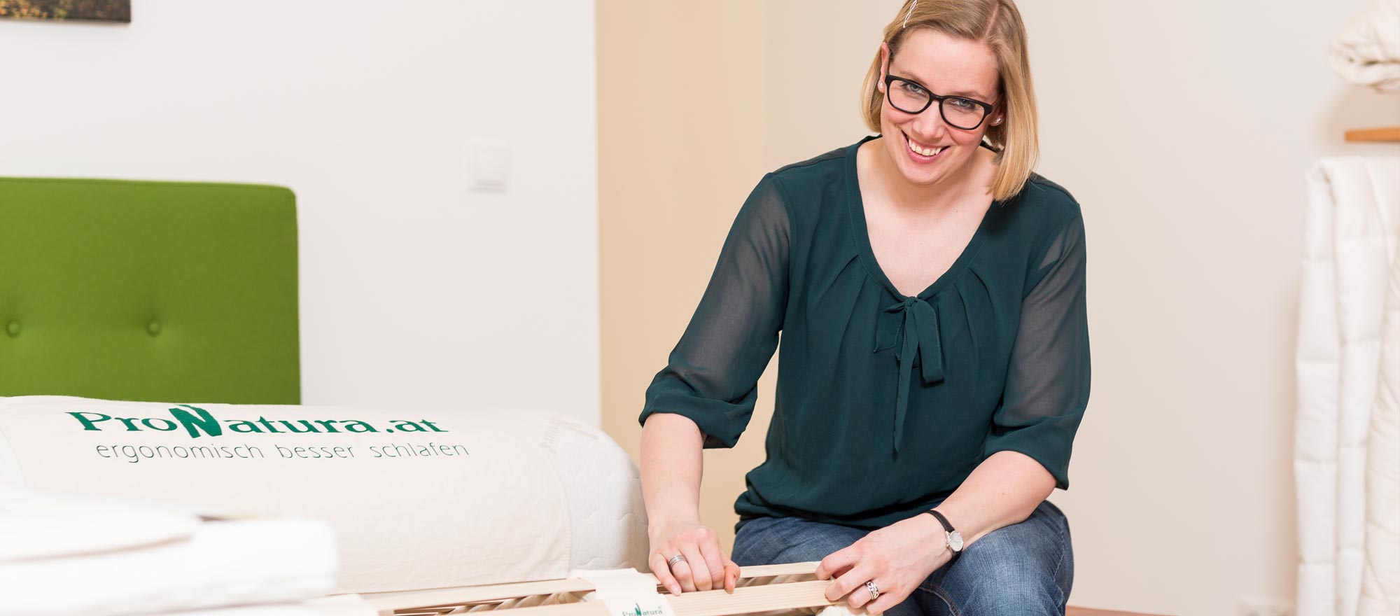 Caren Hinsch Dipl.-Physiotherapeutin die schlafdesigner woodendesign feine Möbel Möbelmanufaktur Hamburg Tischlerei Schreiner Schreinerei Möbeltischlerei