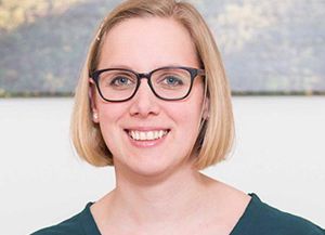 Caren Hinsch Dipl.-Physiotherapeutin die schlafdesigner woodendesign feine Möbel Möbelmanufaktur Hamburg Tischlerei Schreiner Schreinerei Möbeltischlerei