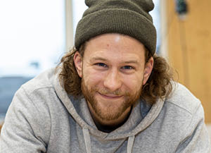 Christian Harbeck Tischlerlehrling Auszubildender woodendesign feine Möbel Jan Korf Möbelmanufaktur Hamburg Tischlerei Schreiner Schreinerei Möbeltischlerei Möbeltischler Tischlermeister