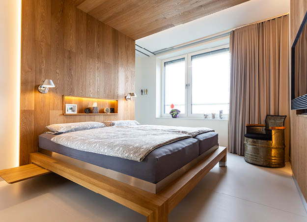 Natürliche Schlafzimmer aus purem Holz - nach Maß von woodendesign