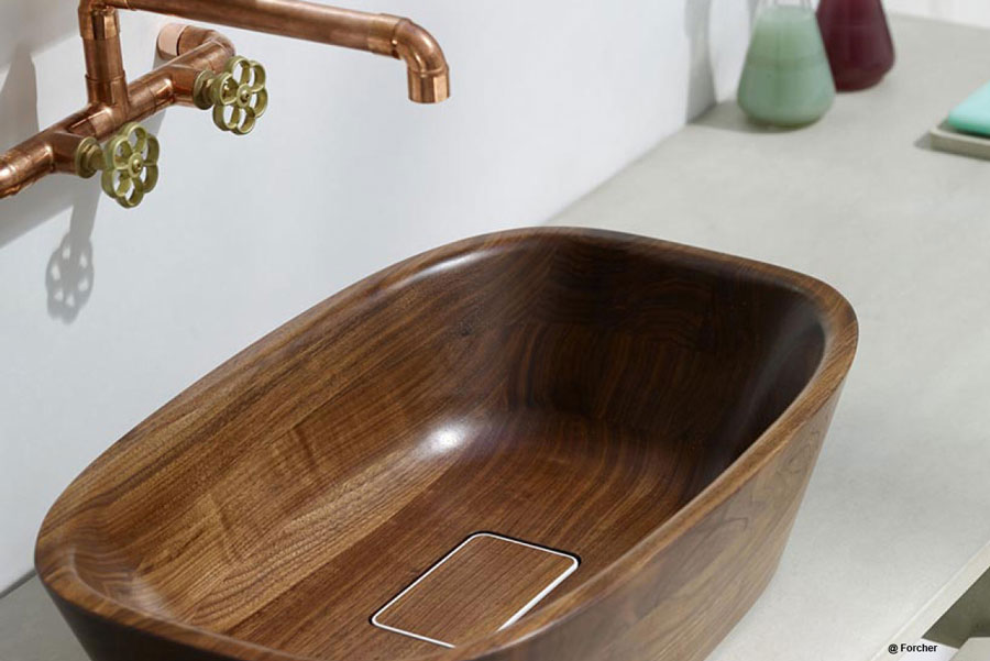 Badezimmer Badewanne Waschbecken Wohlfühlort Massivholz Aktuelles News Trends November 2018 Tischler Möbeltischler woodendesign Möbeltischlerei Möbelmanufaktur Hamburg