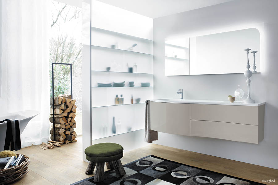 Bad en suite offenes Wohnbad Badezimmermöbel Aktuelles News Trends Oktober 2019 Tischler Möbeltischler woodendesign Möbeltischlerei Möbelmanufaktur Hamburg