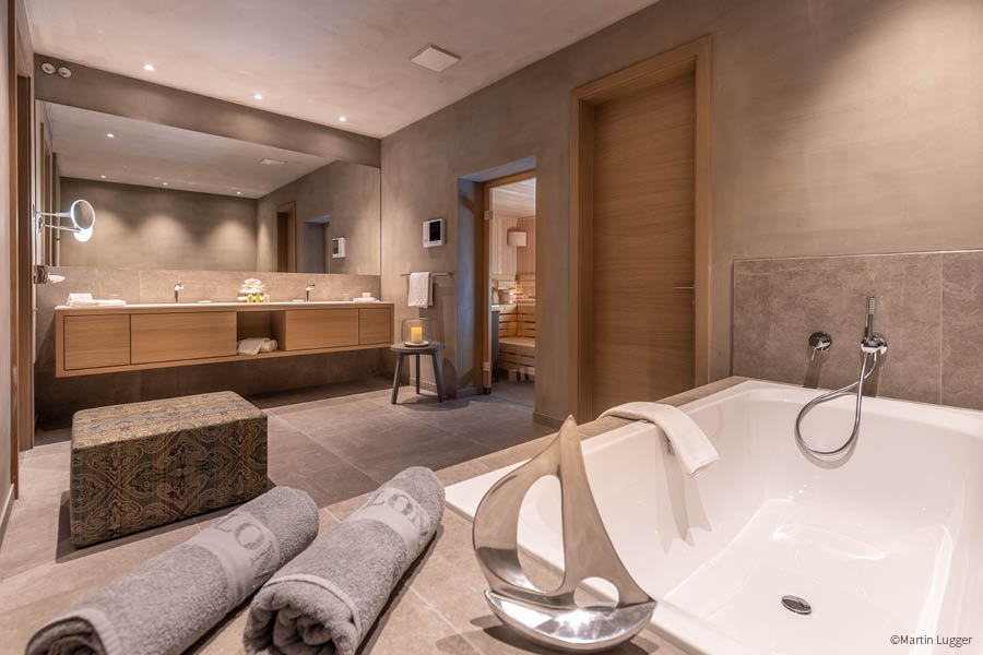 Aktuelles – Trends – News im April 2024 | Badezimmermöbel | Wellnessoase Bad – dank Massivholzmöbeln | Möbeltischlerei woodendesign | Tischler Möbeltischler Möbelmanufaktur Hamburg