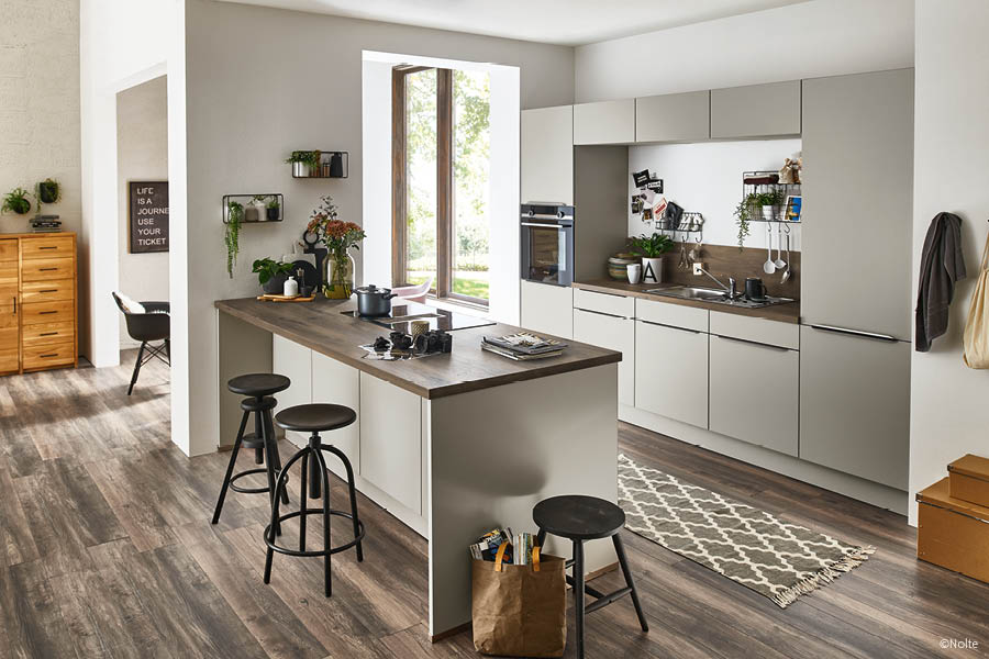 Küchenfronten mit mattem Look & Antifingerprint | Aktuelles – Trends – News im Juli 2025 | Möbeltischlerei woodendesign | Tischlerei Möbeltischler Möbelmanufaktur Hamburg