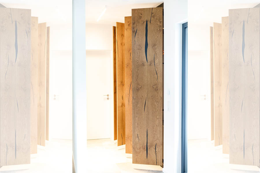 Schranktüren aus Eiche | Warum Zirbe beruhigt – und Eiche zeitlos ist | Aktuelles – Trends – News im Februar 2026 | Möbeltischlerei Tischlerei Möbeltischler Möbelmanufaktur Hamburg