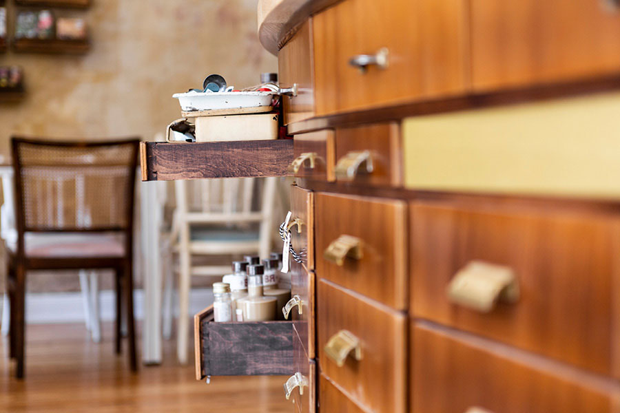 Objekteinrichtung für Ladenbau & Gastronomie - Einrichtung & Unikate aus purem Holz - Möbeltischlerei woodendesign feine Möbel aus Hamburg