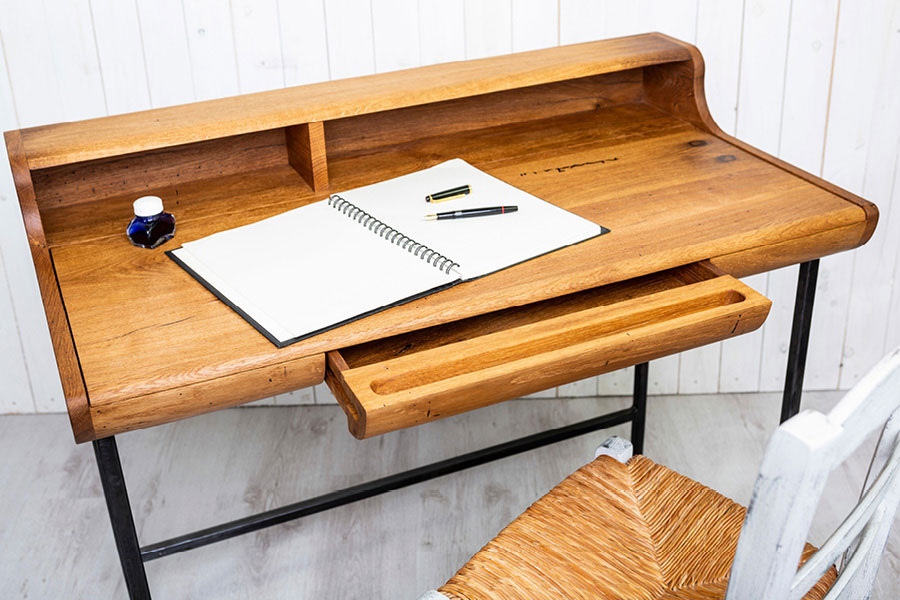 Altholzmöbel: Schreibtisch & Sekretär aus Altholz – Ihre Möbeltischlerei in Hamburg mit der Spezialisierung auf Möbel aus Altholz – Tischlerei woodendesign feine Möbel
