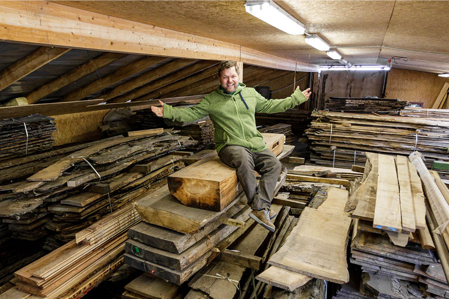 Holzarten für Ihren Einbauschrank: Charakteristik & Einsatzbereiche, Massivholz, Echtholz Eiche Buche Nussbaum Kiefer | Einbauschrank / Einbauschränke von der Möbeltischlerei woodendesign in Hamburg
